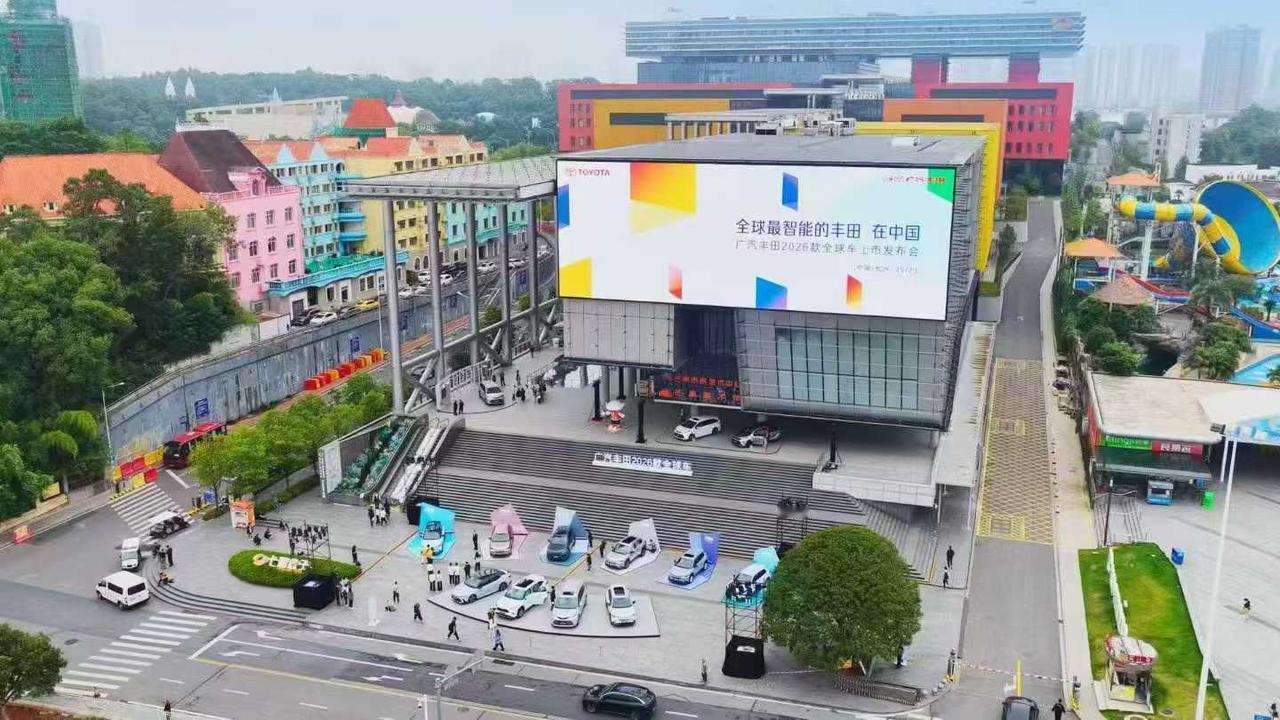 广汽丰田2026款全球车发布：入门价值诚意拉满，油车用户的春天来了

在新能源汽