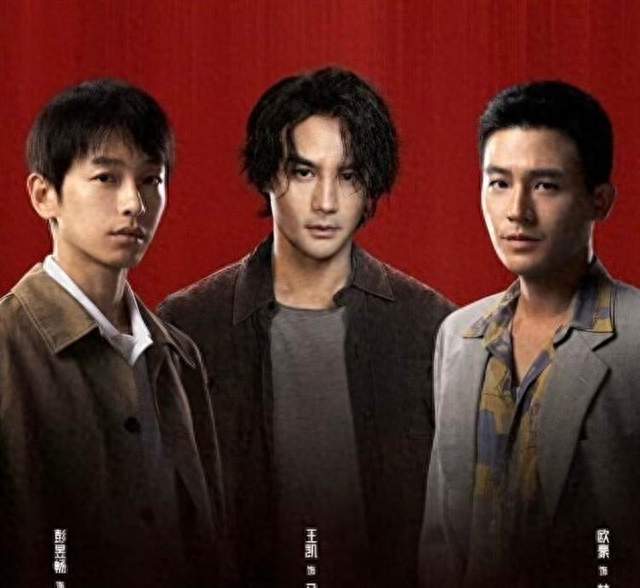 《交锋》前四集最大的彩蛋，是那个说话轻声细语的"坏人"