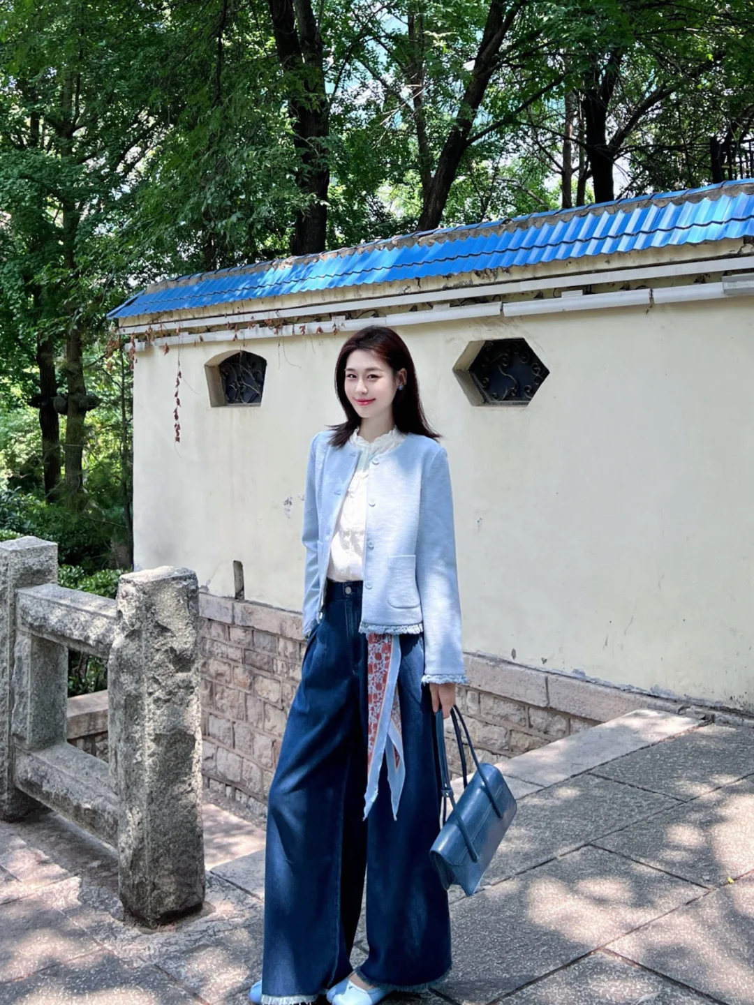 胶片🎞️简单干净出个门 入秋还得小香风☀️～