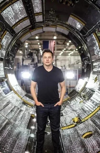 规矩只约束普通人，制定者随心所欲，便不是规矩，是特权
 
世间万物，皆有规矩。小