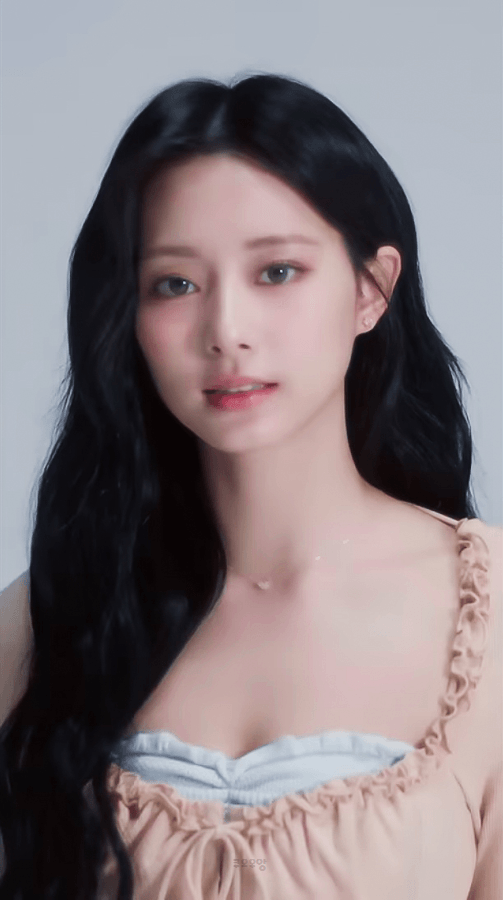 #TWICE回归预告#[哇]期待唯一门面周子瑜 ​​​