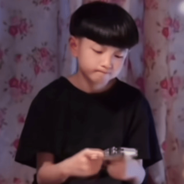 如果我的人生烦恼只是纠结美甲颜色就好了 
