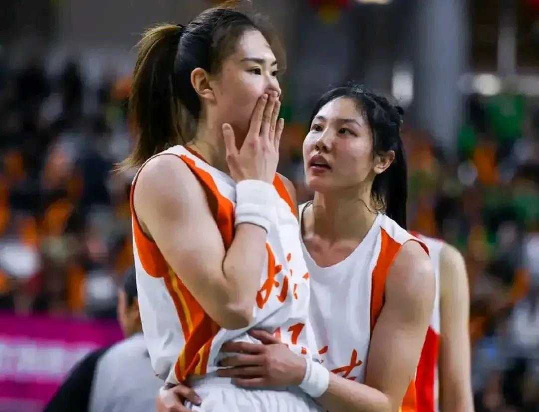 四川女篮有啥输不起的，女篮里哪位球员说了啥内蒙坏话？网上的也不过是网友看不过去，