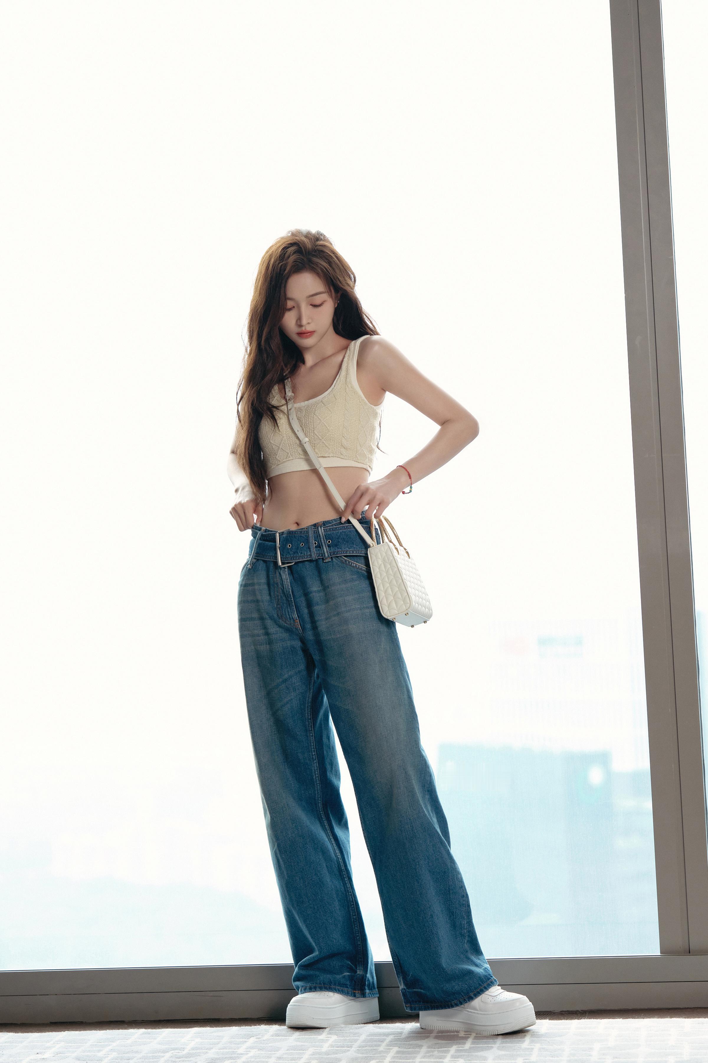 吴宣仪 在复制粘贴的时代，你是手写的诗