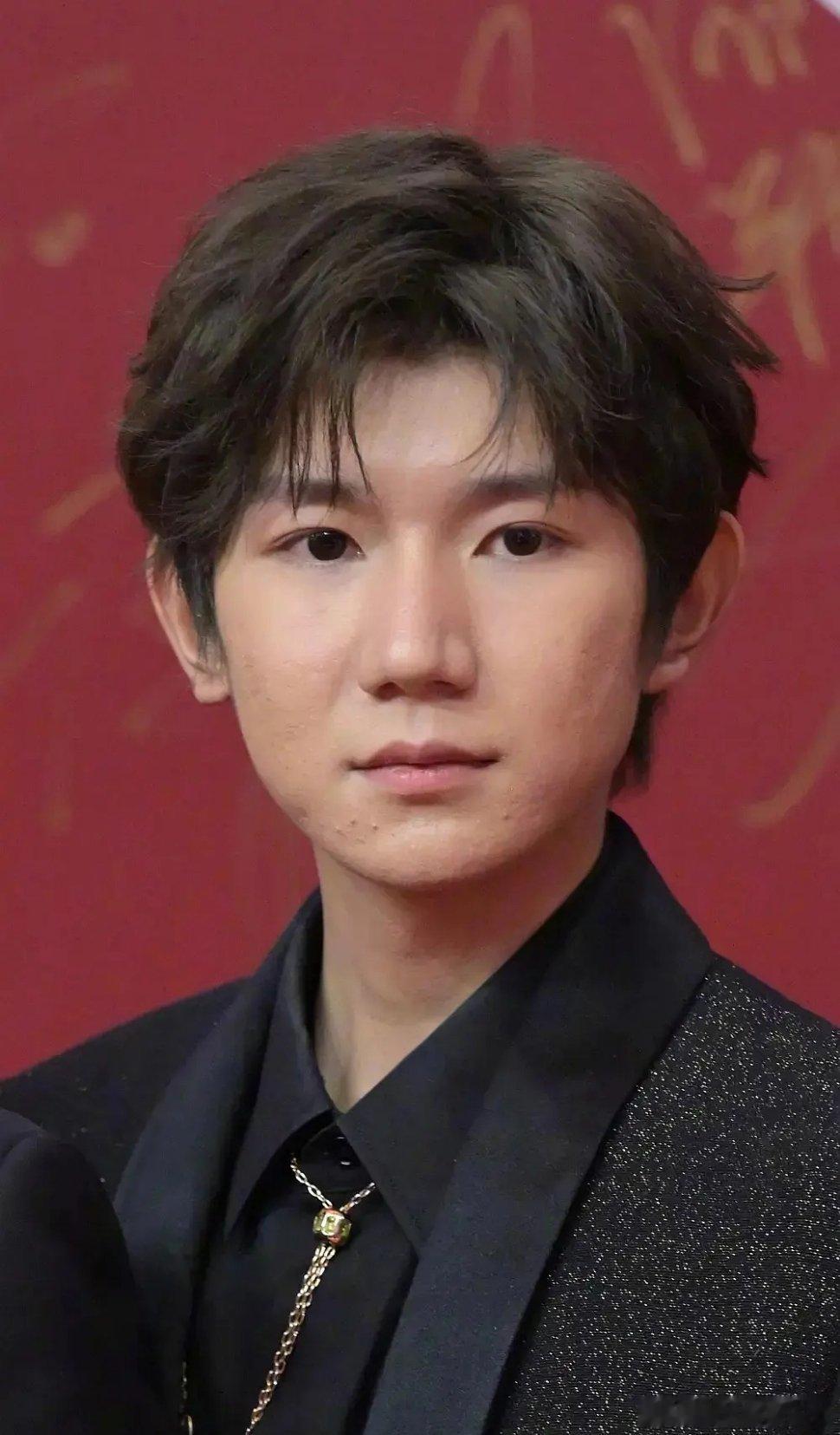 TFBOYS长成了不同年龄段的既视感 ​​​