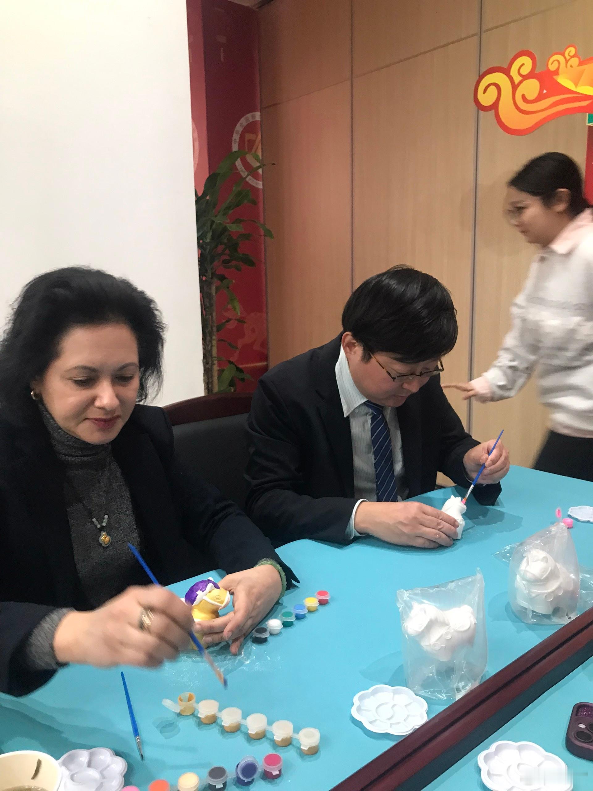 中国记协.中外新闻界新春联谊会何平、袭艳春等出席希腊与中国两个千年文明古国文明互