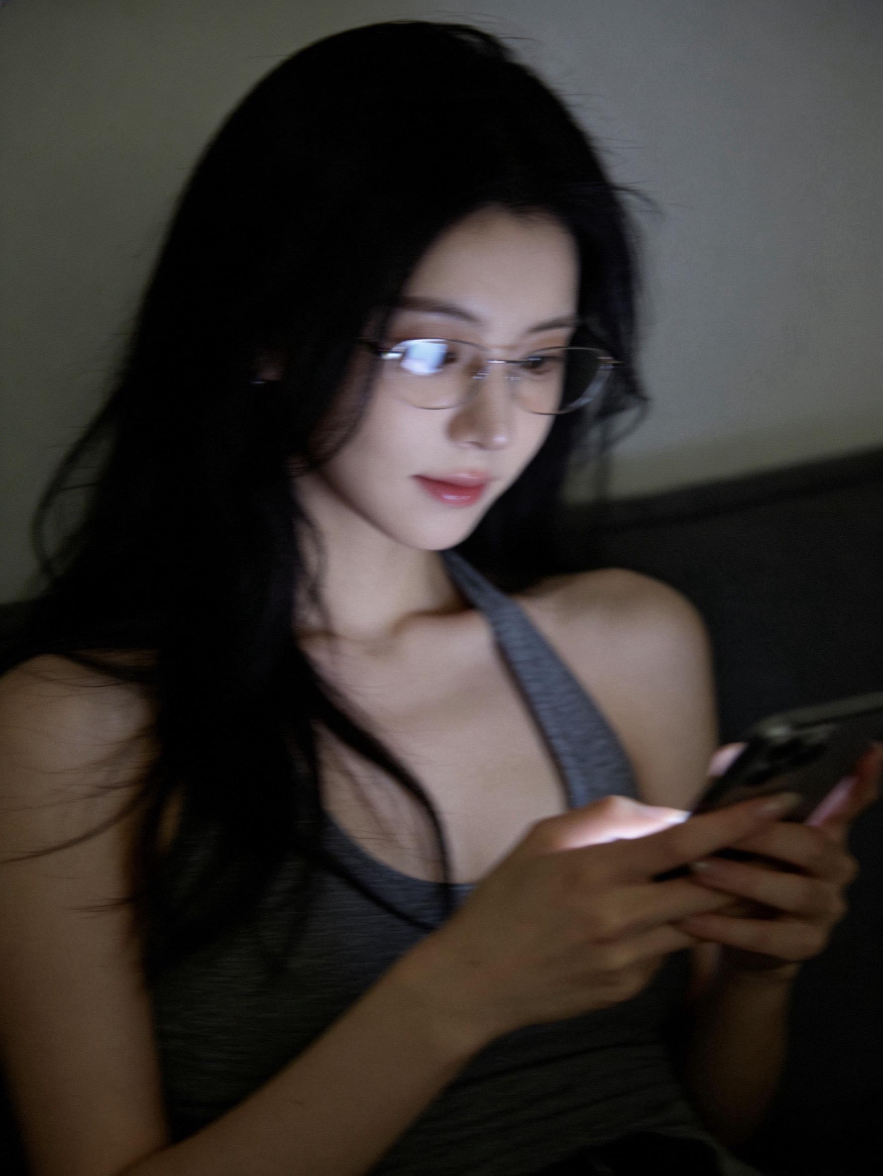 眼镜带来的高智感📸