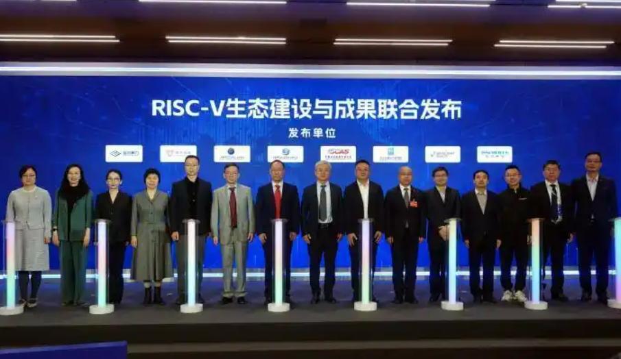 🔥 中科院放大招！"香山""如意"双剑合璧，中国芯片要逆袭了？🔥
今天，中科