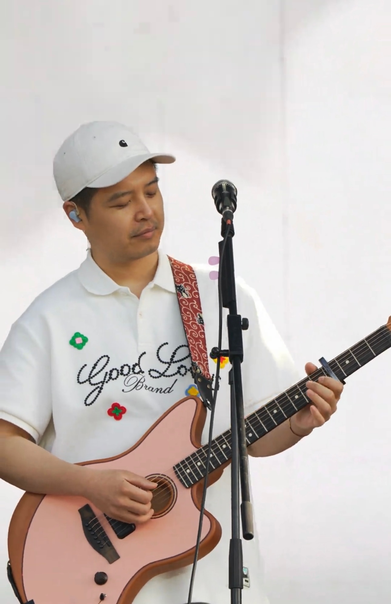 鑫博说民谣就流行报地名鑫博在今夜喜友秀 精准吐槽民谣创作套路，直接戳破民谣走红密