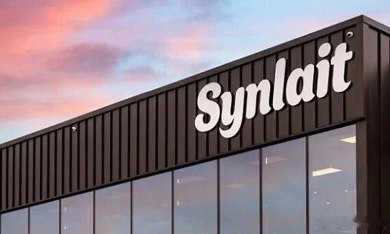 【从盈利到亏损超3亿，光明乳业“海外棋子”新莱特为何突然“失速”？】一份惨淡的盈