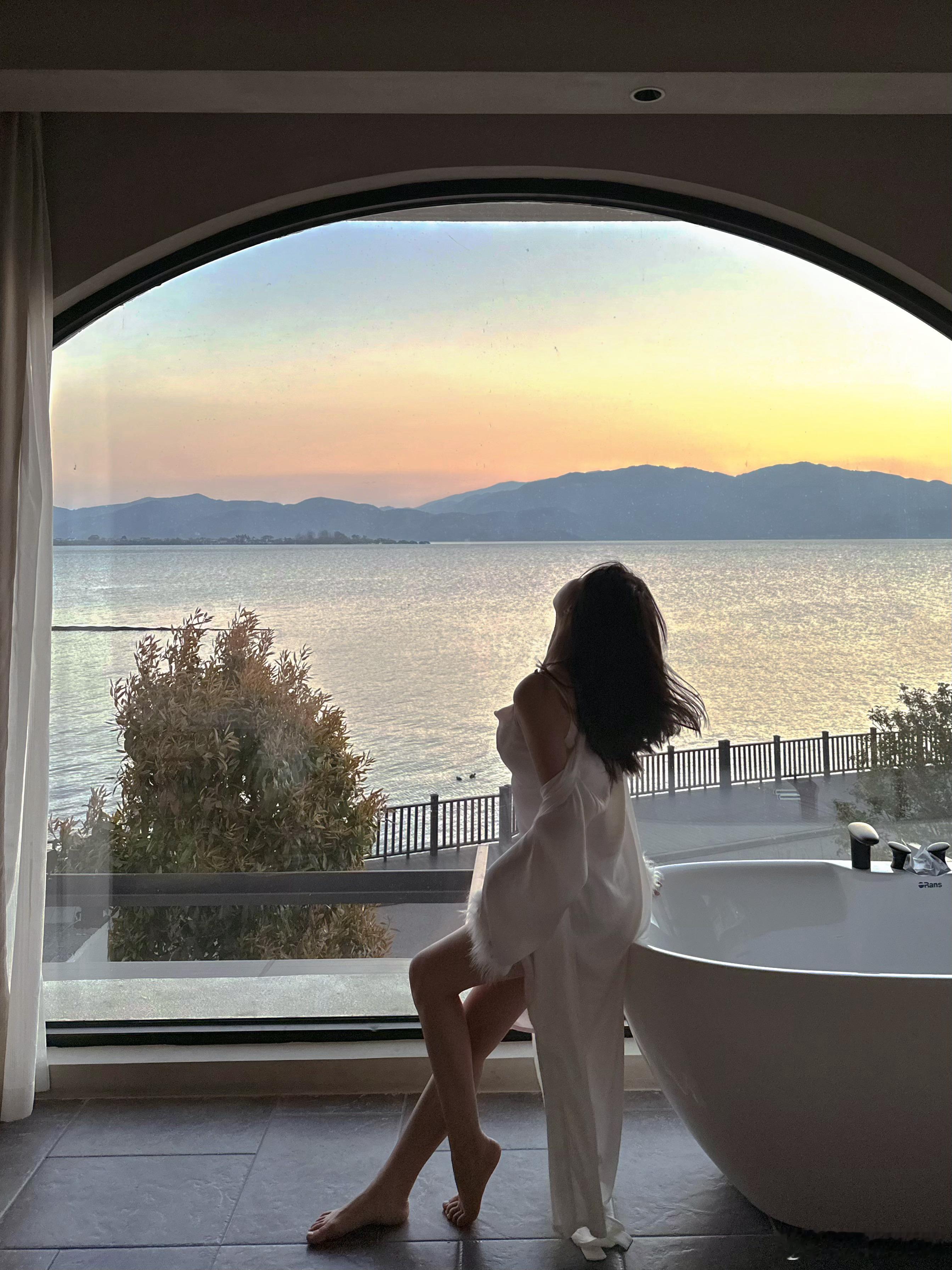 谁能拒绝海上日出🌅啊 ​​​
