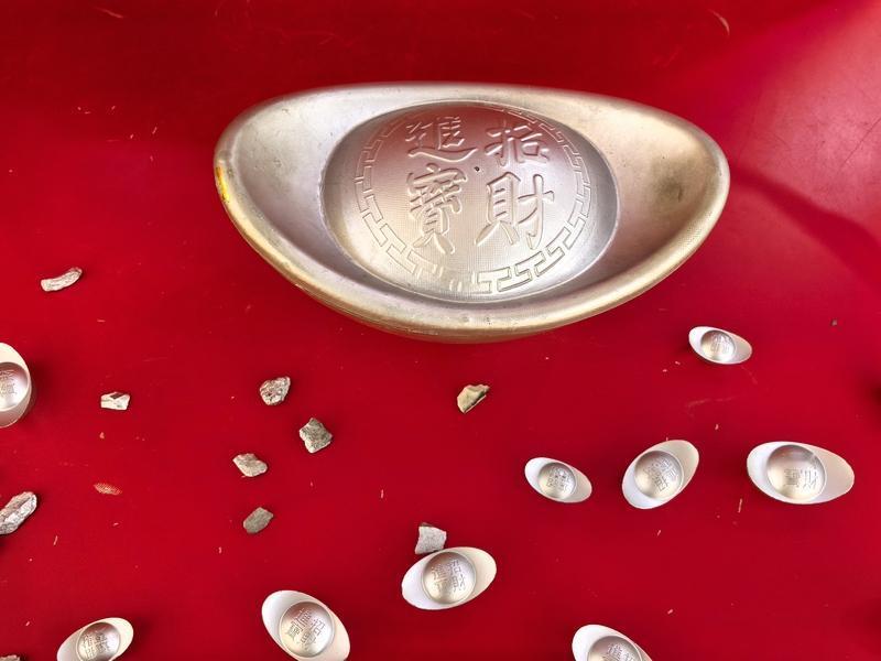 现货白银投资因其独特的市场机制，吸引着各类投资者。其核心优势主要体现在以下几个方