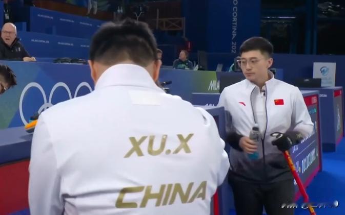 男子冰壶循环赛 中国队8-5力克美国队 稳扎稳打斩获两连胜士气高涨

米兰冬奥会