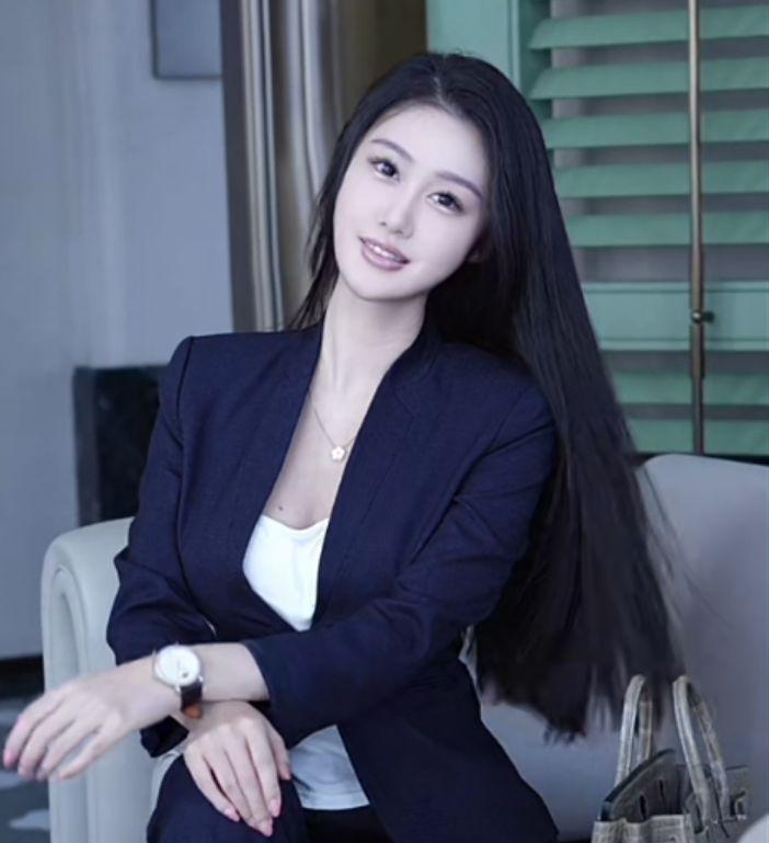 夫妻最佳活动时间

1、当清晨睡眼模糊的时猴，进行夫妻生活最佳。

2、在压力大