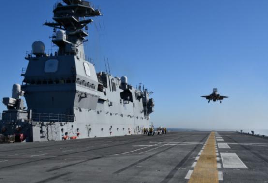 辽宁舰继续北上之际，日本自卫队赶忙调动力量，准航母出港要与解放军硬碰硬？
公开A