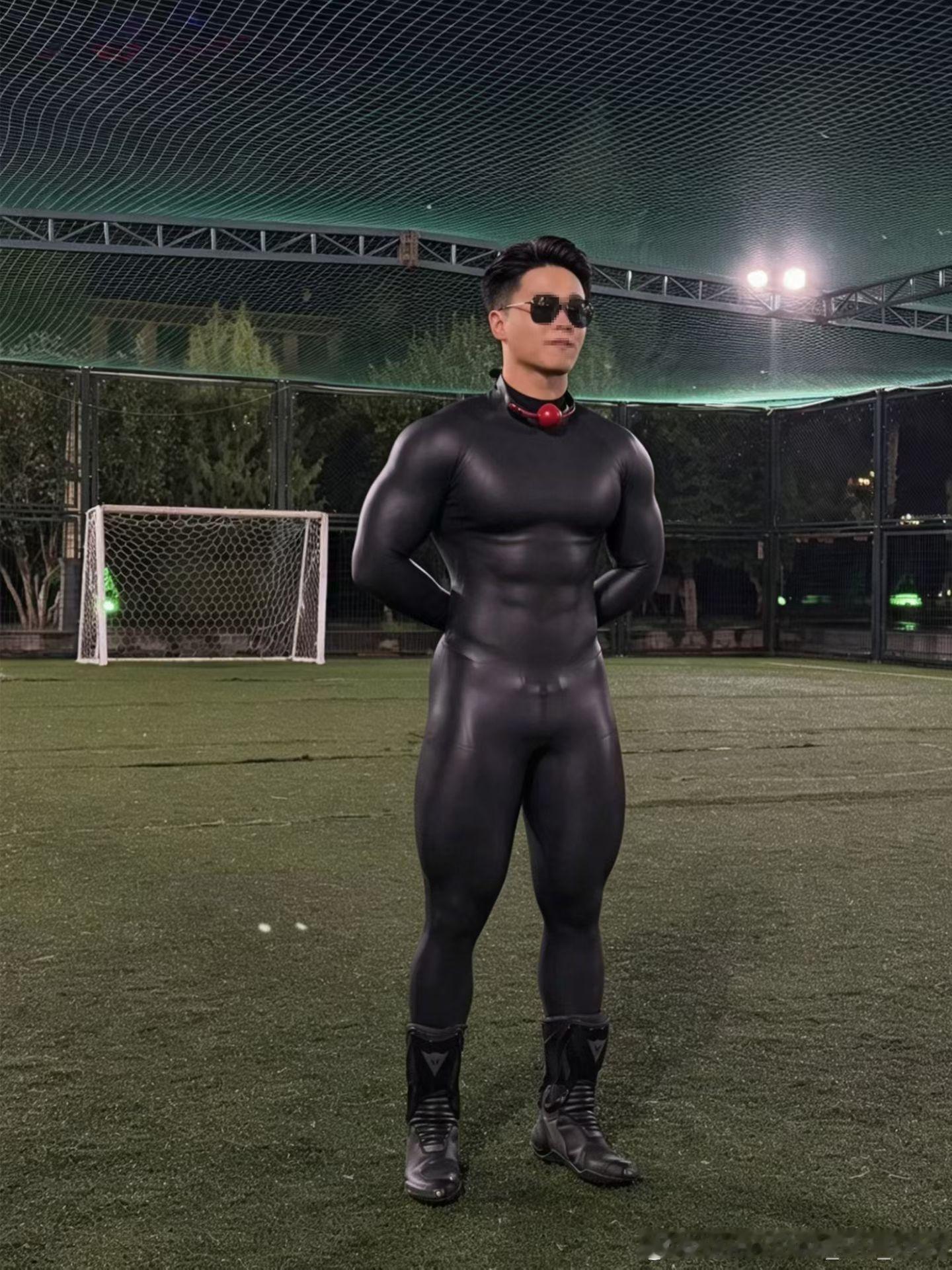 芭比Q今天中元节之夜还在外面PLAY1️⃣下会失守吗？这素尊嘟假嘟惹hoe～[污