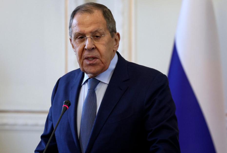 幽默回应失踪传言！拉夫罗夫现身俄匈会谈，能源与乌局势成核心
 
俄罗斯报纸网11