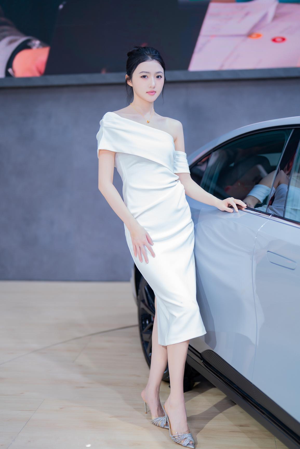 聆听猎人的车展日记聆听在广州国际车展猎人与车展 2025 广州国际车展想把图片带