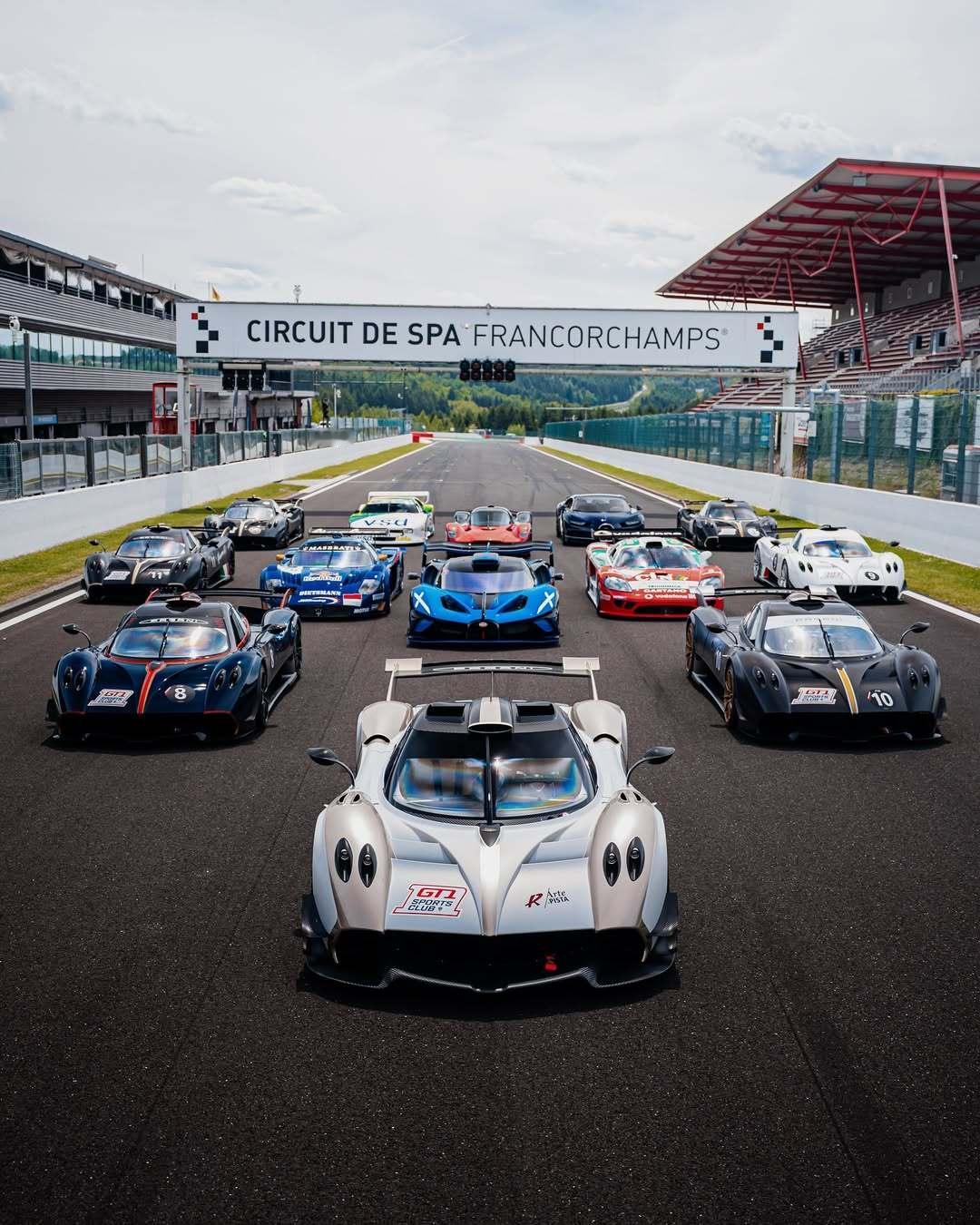 SRO的GT1 Sports Club 还在举办今年第二站斯帕，赛道日玩具有6台