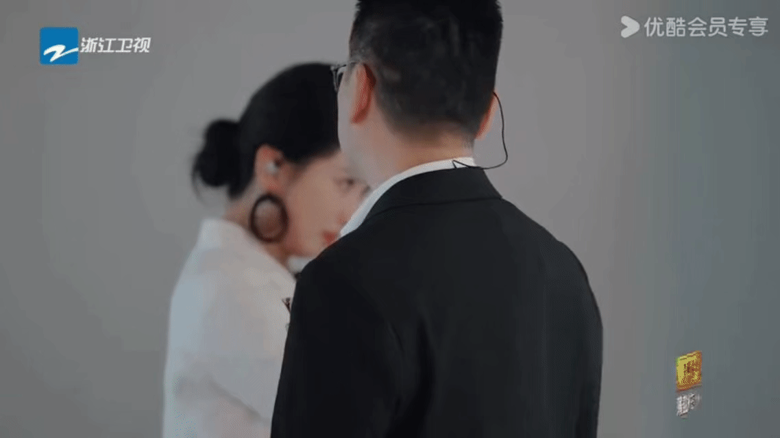 刘涛为选手跟节目组吵起来了百厨大战 女性细腻柔软的共情力在刘涛身上展现得淋漓尽致