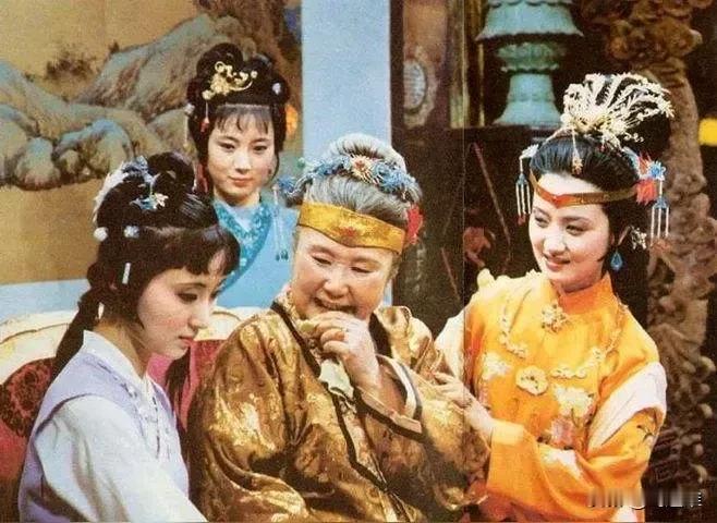 最好的和最坏的创造历史，平凡的人繁衍种族。我知道，武大的杨同学是最坏的，为武大杨