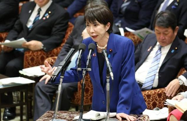 福建舰交付之际，高市早苗叫嚣：日本将为“台湾有事”动武
 
高市早苗的嘴脸，从来