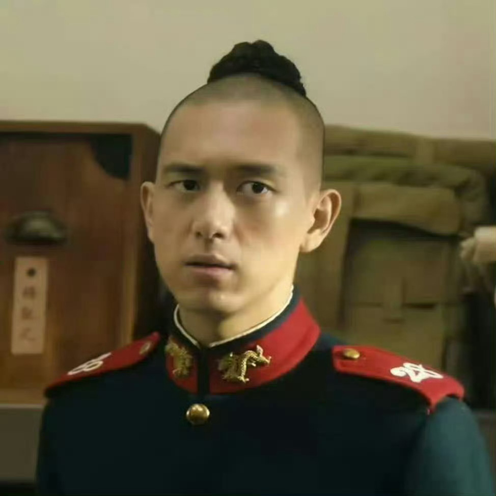 杨紫李现粉丝要求洪洋道歉二番赘婿想蹭的心情偷偷藏不住了 