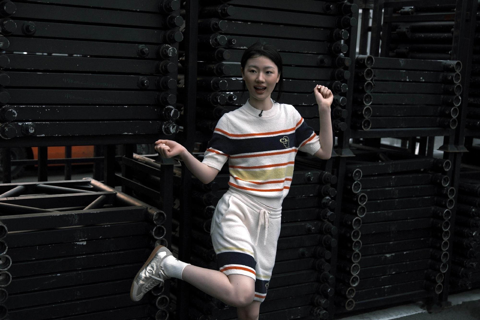 单依纯纯妹妹2.0演唱会终于等到单依纯厦门站开演，巧妙把蛋岛舞台搬到鹭岛，无遮挡