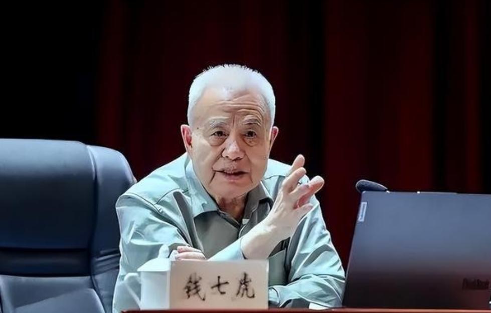 国外军事专家说，若美俄打起来，全球会有50亿人死亡。

但如果美国和中国爆发核战