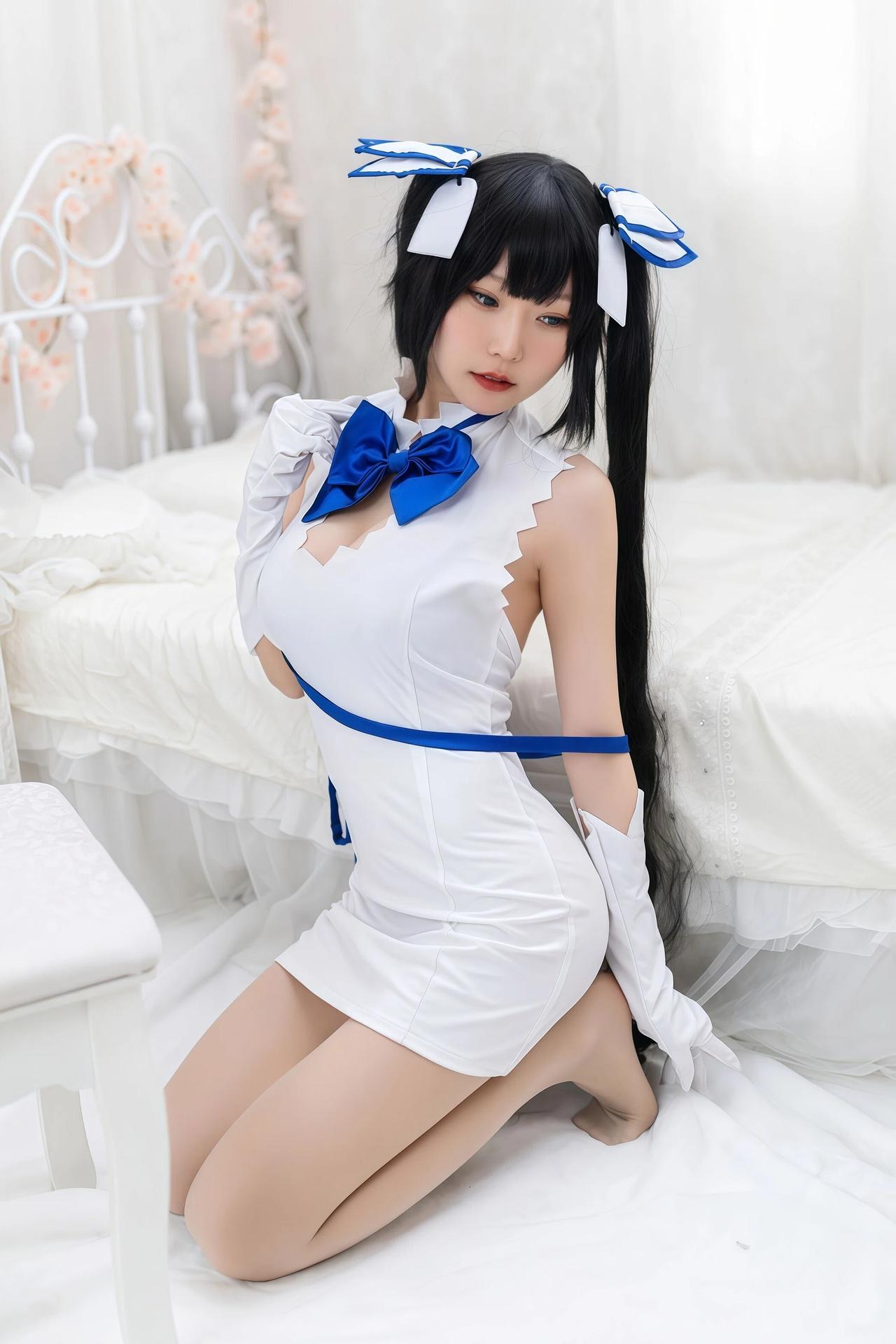 高清美女壁纸丨二次元美少女：将二次元的温柔穿在身上！这些美少女壁纸，治愈你一整天