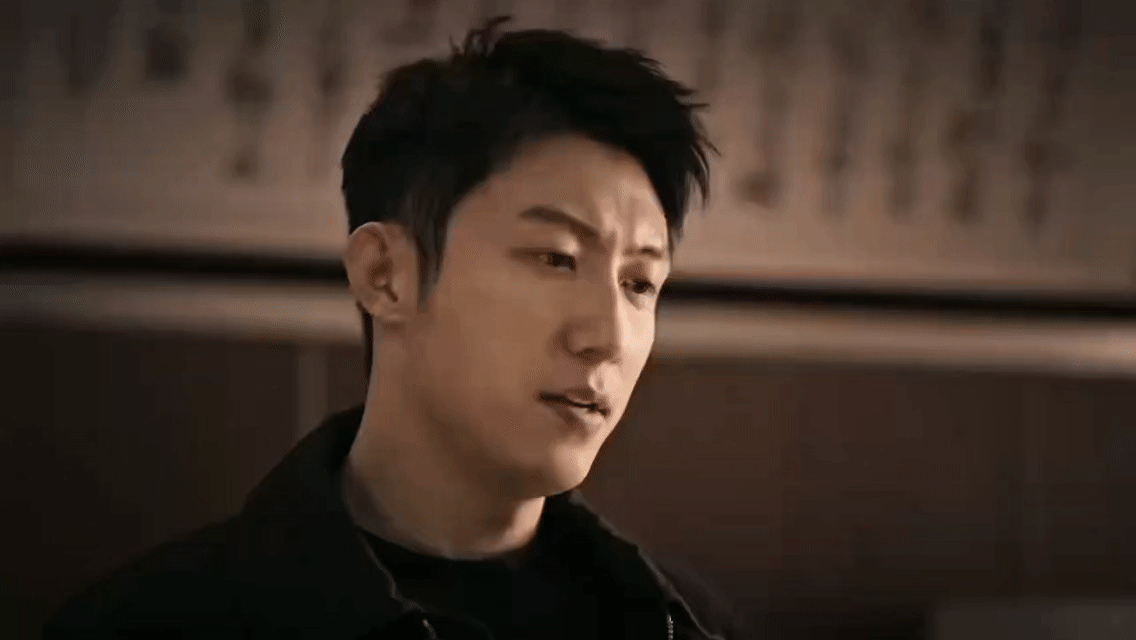 对黄景瑜的好感不分男女老少  《罚罪2》一播，黄景瑜彻底统一了审美战线。从高校男