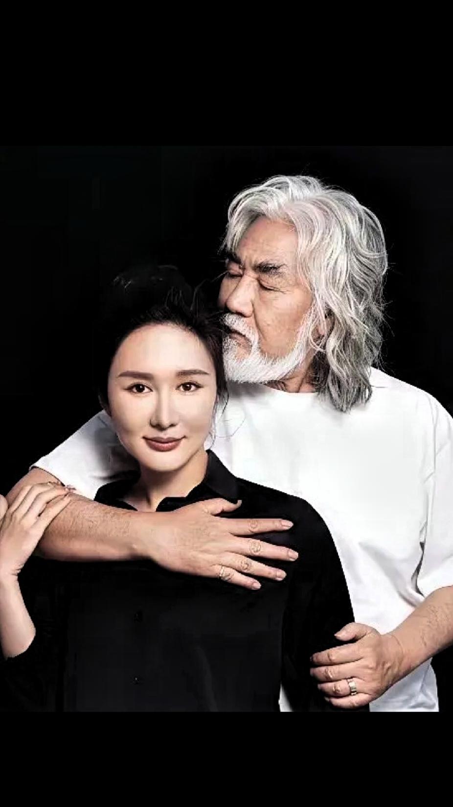 爱情没国界和年龄限制！
王石、张纪中都是男人心中的羡慕对象，
同龄的王石和张纪中