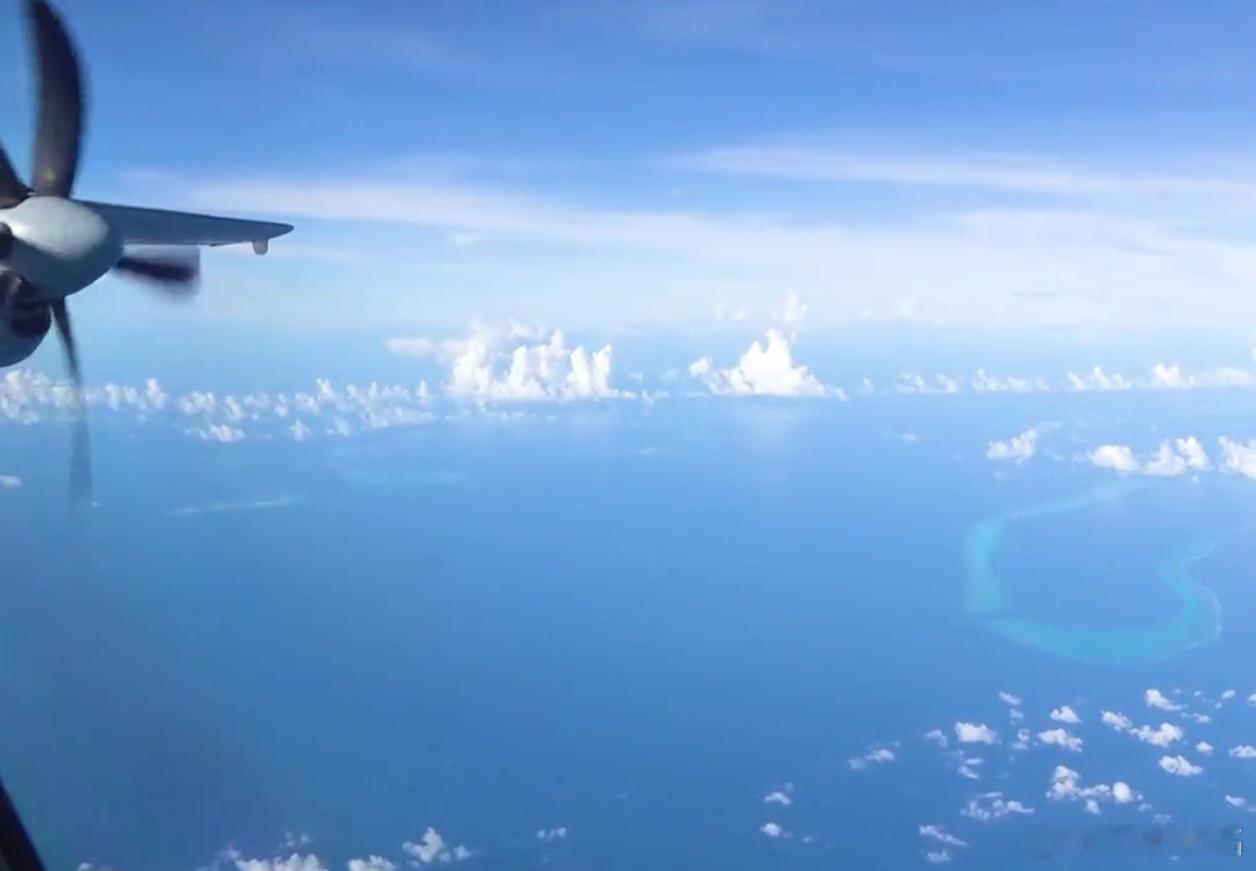 南空多型号特种机，昨日位中国黄岩岛领海领空及周边区域开展战备警巡。报道画面特种机