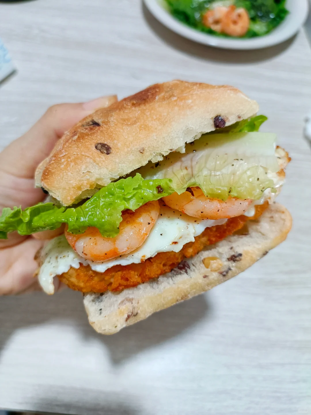 盒马恰巴塔加薯饼做三明治，这干巴劲我爱了