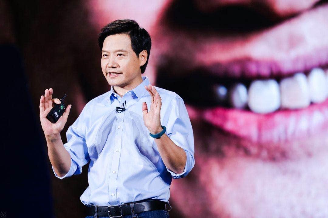 雷军确实没说错，全世界一共有30种融资方法，但是大家只知道这四种。
 
第一种贷