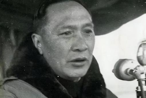 1950年，云南省主席的位置给了陈赓，没给和平起义的卢汉。陈赓私下把原因说给他听