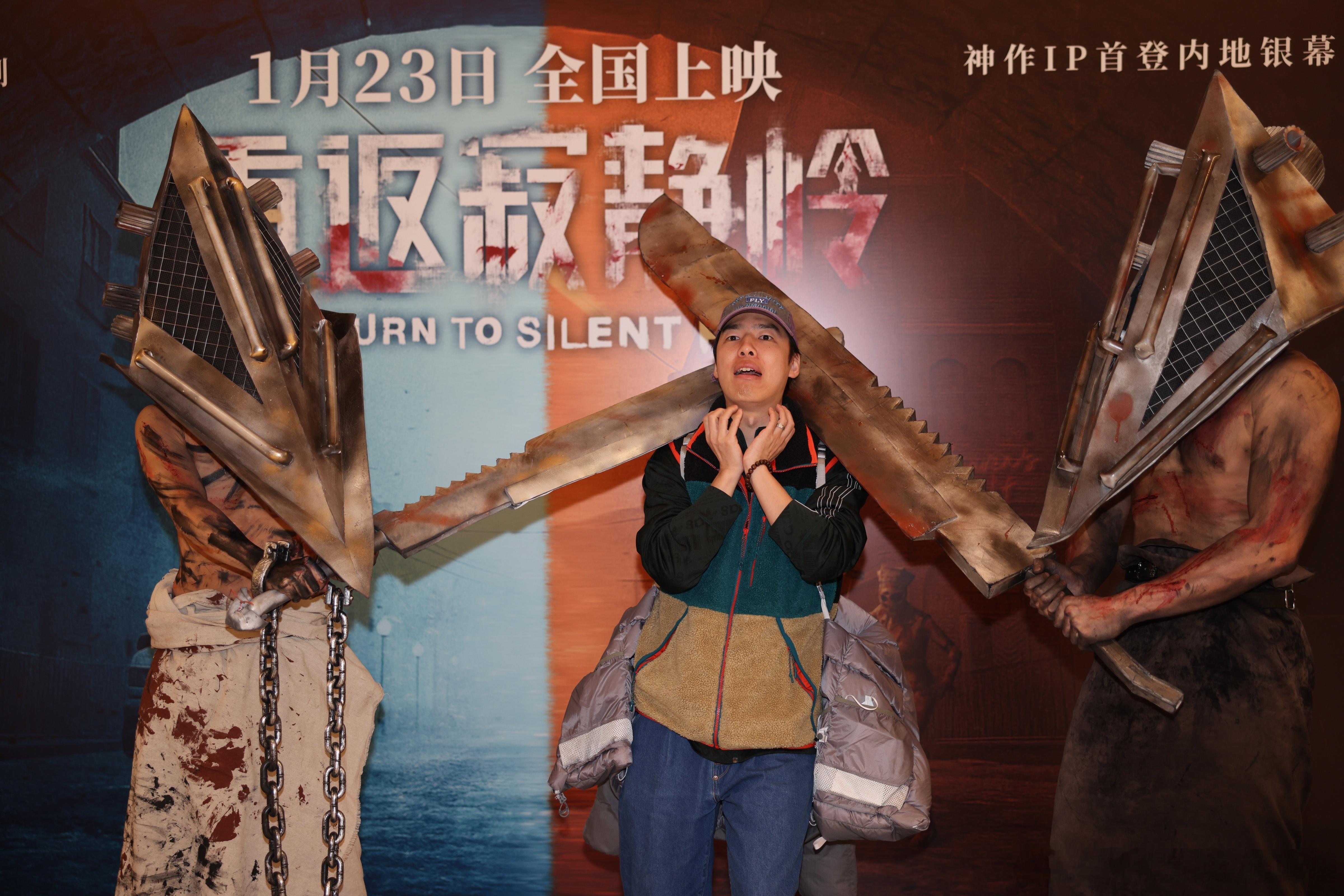 重返寂静岭到底还有多少花样 广州北京路的巨型户外广告太有视觉冲击力了，不管是白天