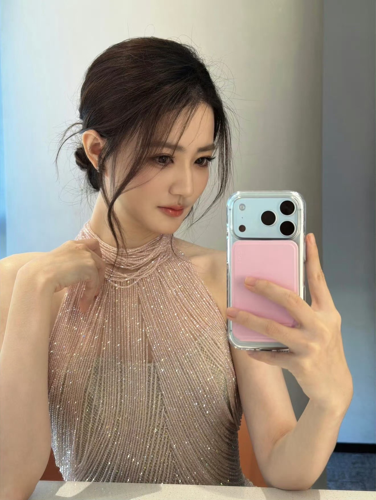 徐璐最新自拍🤳 ​​​