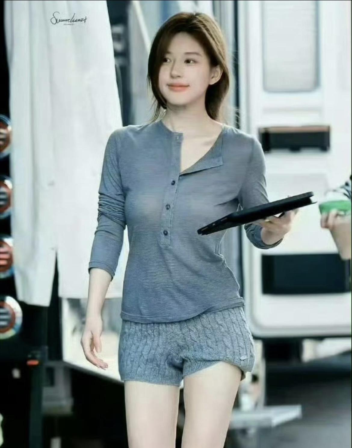 发明这毛线短裤也太天才了吧[泣不成声]