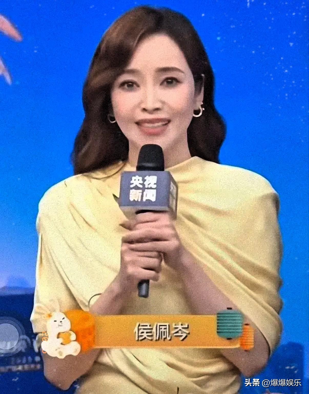 侯佩岑中秋晚会封神！

这才是读书给女人的最好礼物

也让我真切懂了“多读书有多