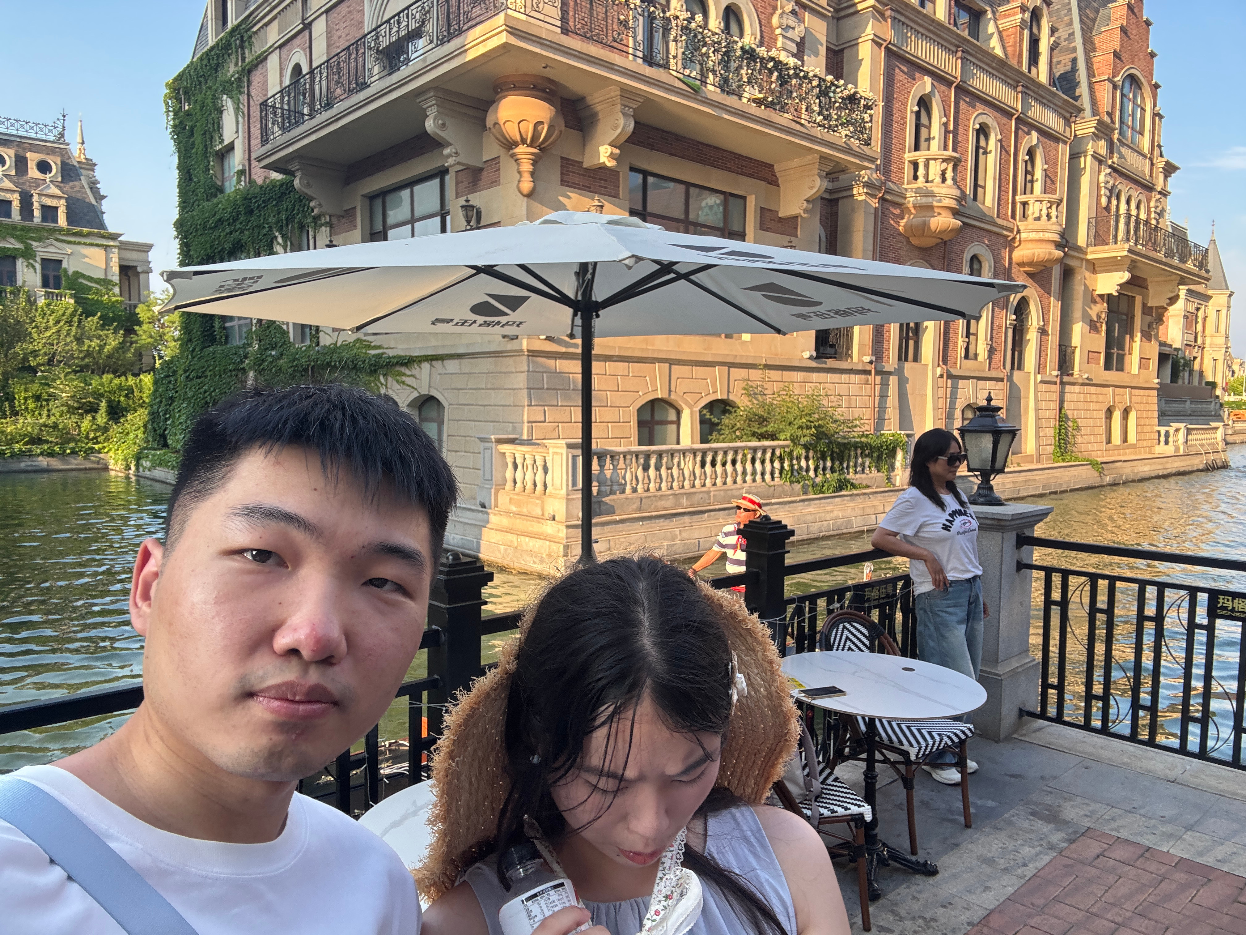 更加鲜活一些
