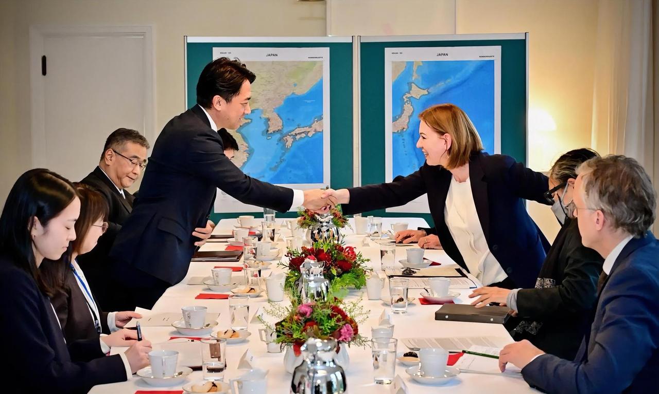 小泉进次郎的反击：日本防卫大臣如何试图拉拢西方制衡中国？

12月9日，日本这招