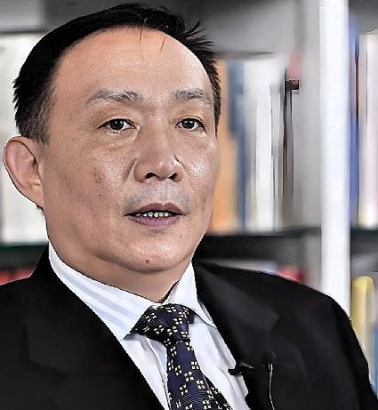 最狠的间谍，不偷你的情报，也不策反你的人，就像有人进了你家，不偷钱不抢东西，却帮
