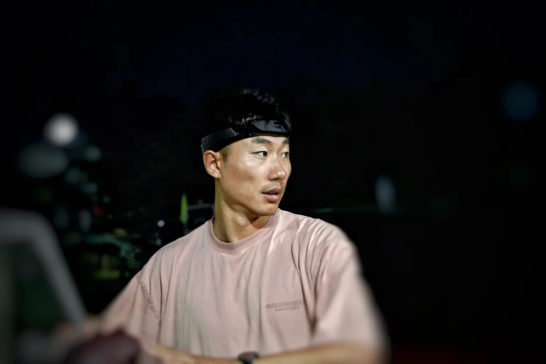 右划解锁完整传球动作