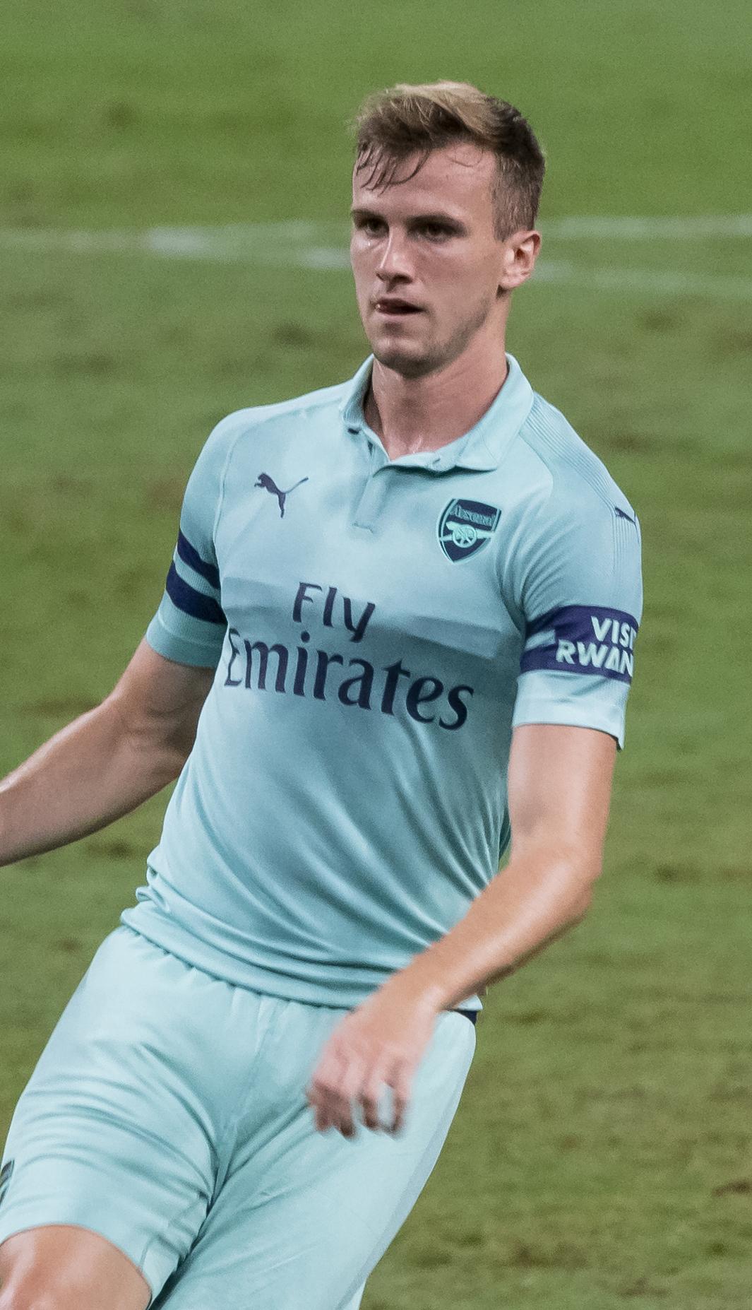 29岁的英格兰足球男星罗布·霍尔丁 Rob Holding 逆天改命，靠植发成为