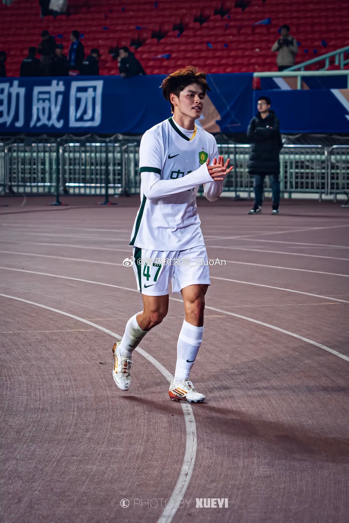 昨晚完成首秀的邓捷夫更新社媒：“感谢大家对我的信任💚”北京国安中超联赛武汉三镇