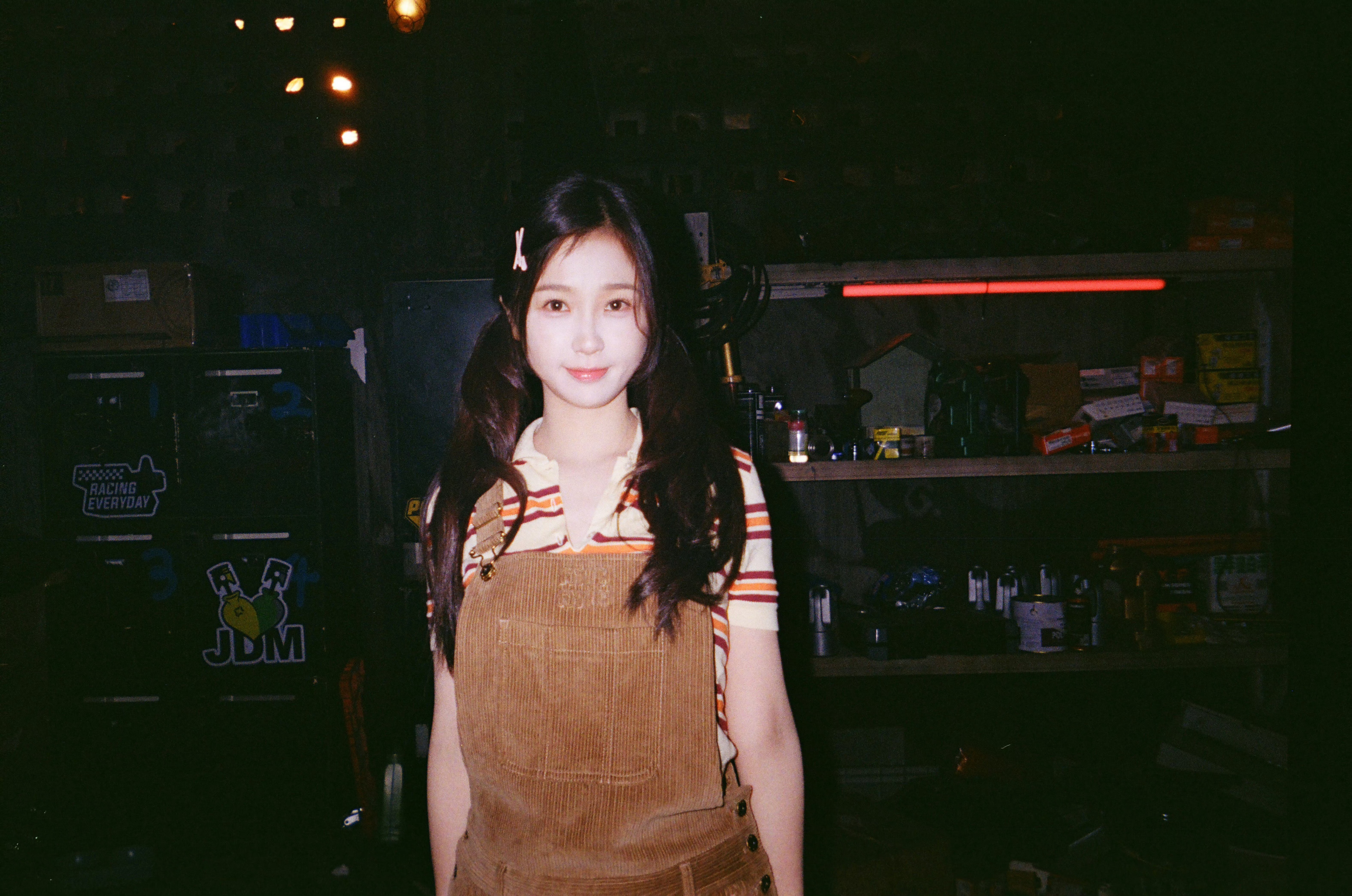 双轨 窗户纸文学这是啥意思？窗户纸文学 谁都不敢捅破那层窗户纸？