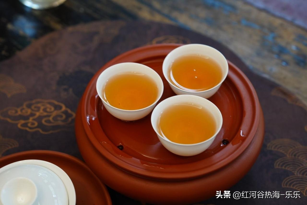 一个男人的最高境界 。

1、喝茶就喝茶，不谈茶道。
2、读书，读的都是一流的好