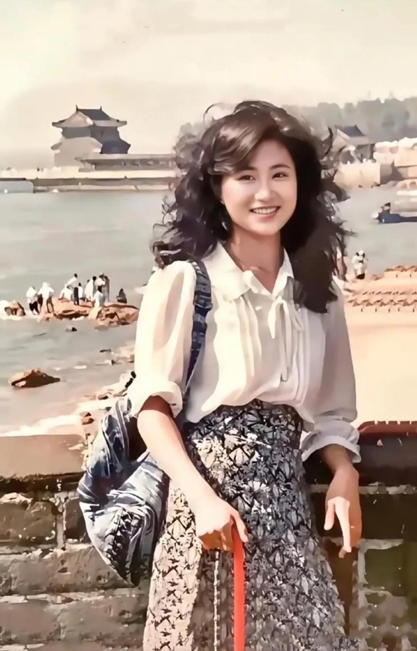 当年堂哥结婚，娶了村里人人嫌弃的“丧门星”，别人笑话堂哥没眼光，几年后他们才明白