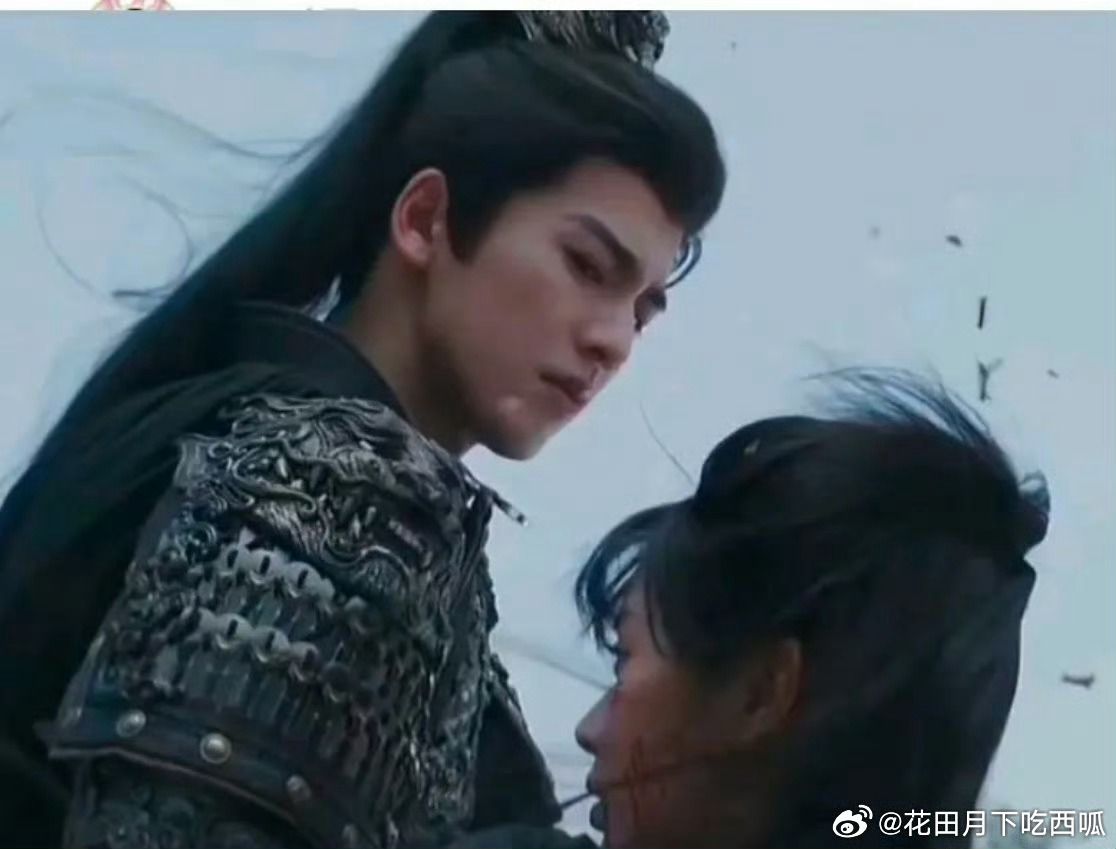 《逐玉》即将开播，预告里张凌赫的演技就被网友大审判了，莫非这就是古言小说中睥睨众